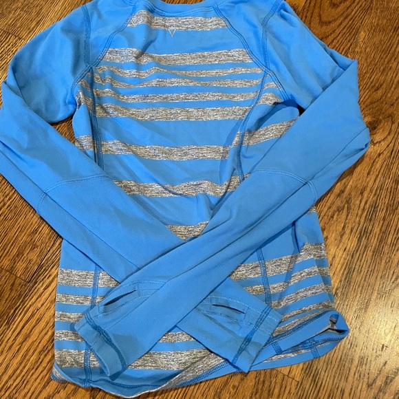 Ivivva long sleeve shirt size 10 - Picture 2 of 2
